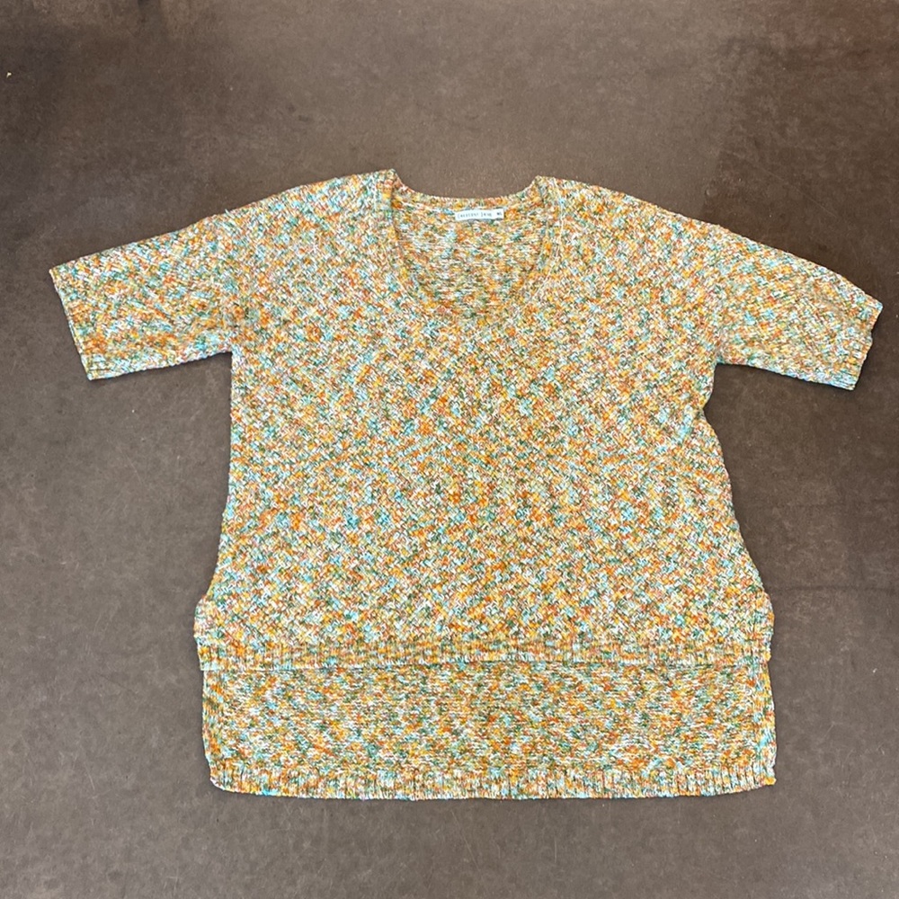 (Rescent) Rive sweater. Size Medium/Large - Picture 3 of 7
